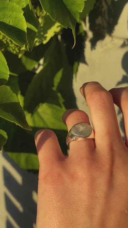 Custom Signet Impression